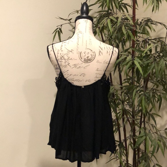 Top - Picture 3 of 4